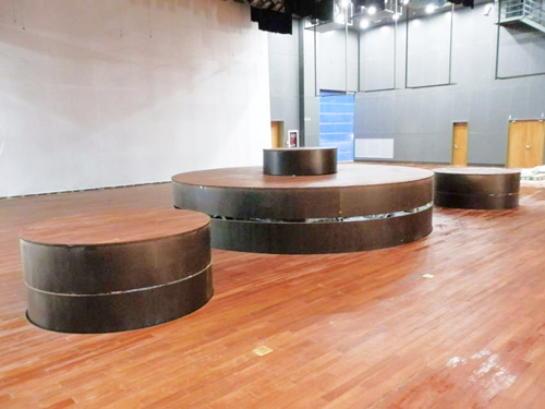 旋轉(zhuǎn)、升降舞臺(tái)